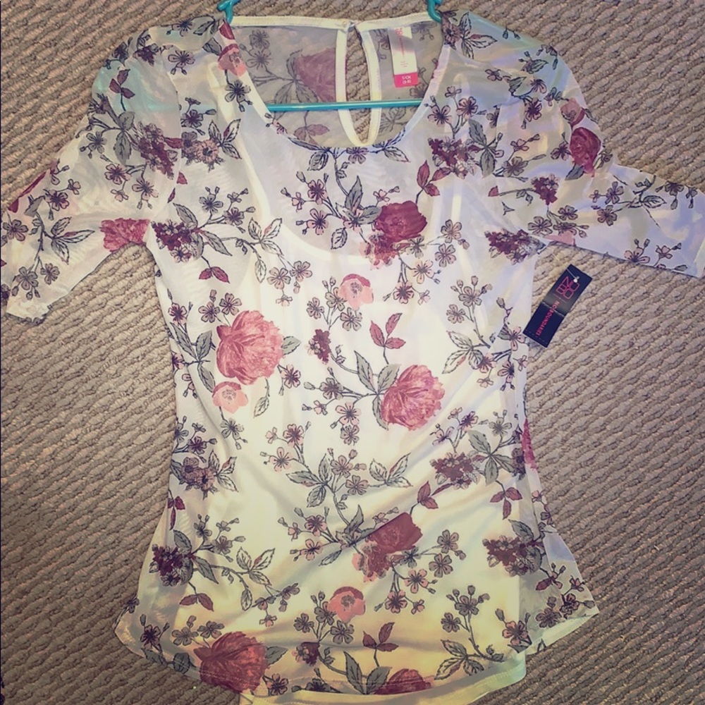 2 for 1 Sheer blouse & spaghetti strap! SMALL